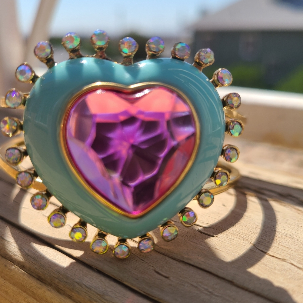 Betsey Johnson Candy Land Heart Bracelet Rare - Picture 2 of 6